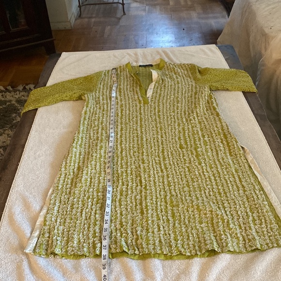 NAMRATA Joshlpura gorgeous high end dress from Barney’s with beautiful sequins - Picture 13 of 16